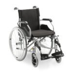 CADEIRA DE RODAS EM ALUMÍNIO DOBRÁVEL ATÉ 120 KG - D600 DELLAMED